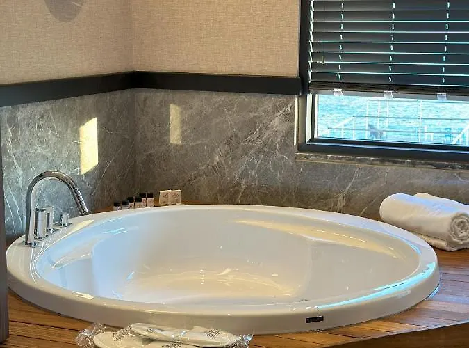 Istakoz & Restorant Boyalica